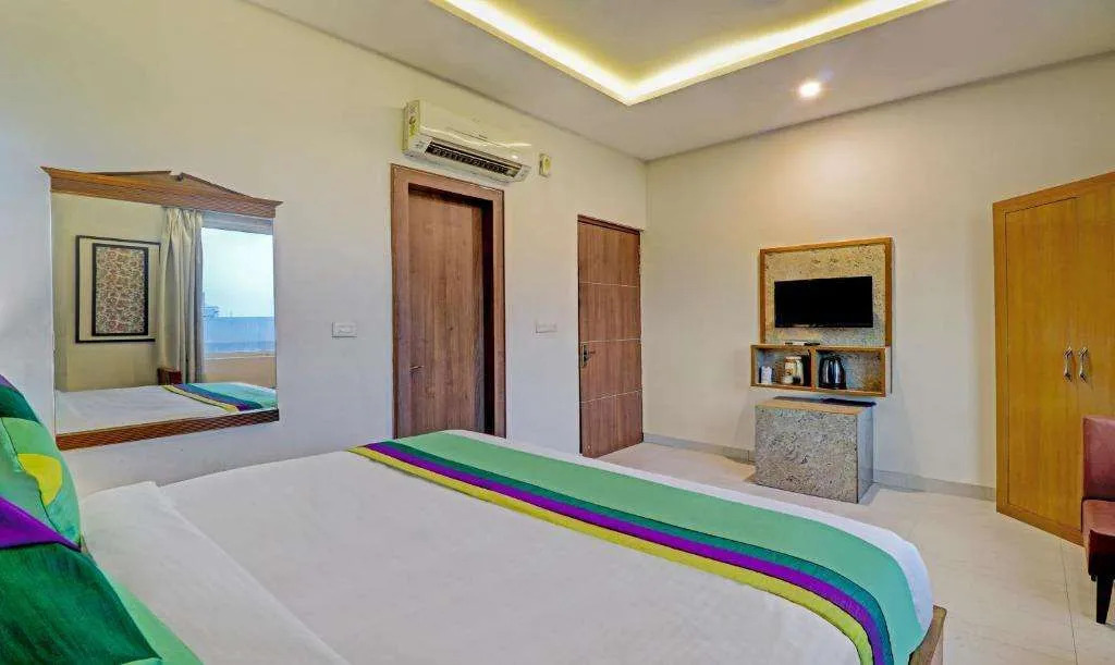 Treebo C1 Taj Nirvana