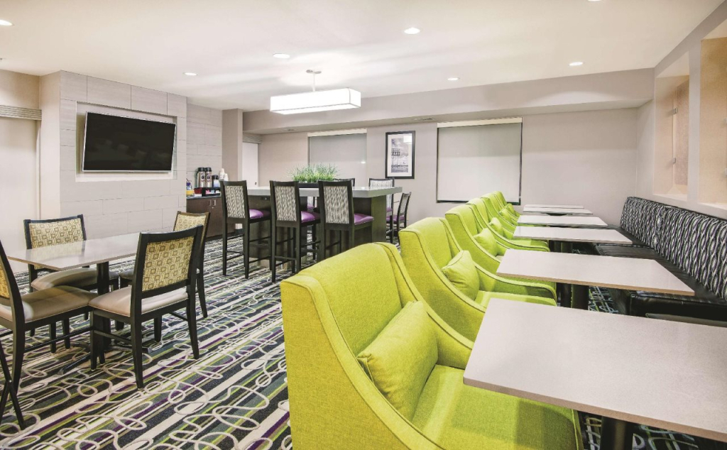 La Quinta Inn & Suites by Wyndham Houston North-Spring