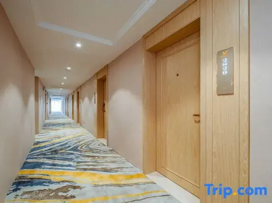 Vienna Hotel (Kunming Hi-Tech Xicheng Times Shop)