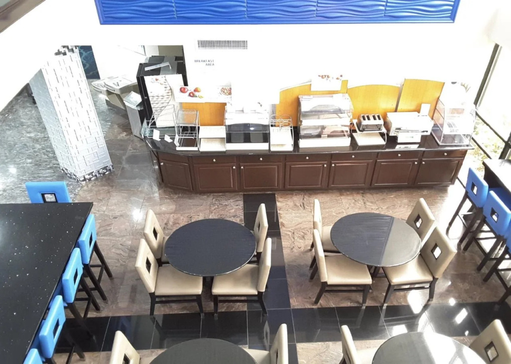 Holiday Inn Express Hotel & Suites Lawrenceville by IHG