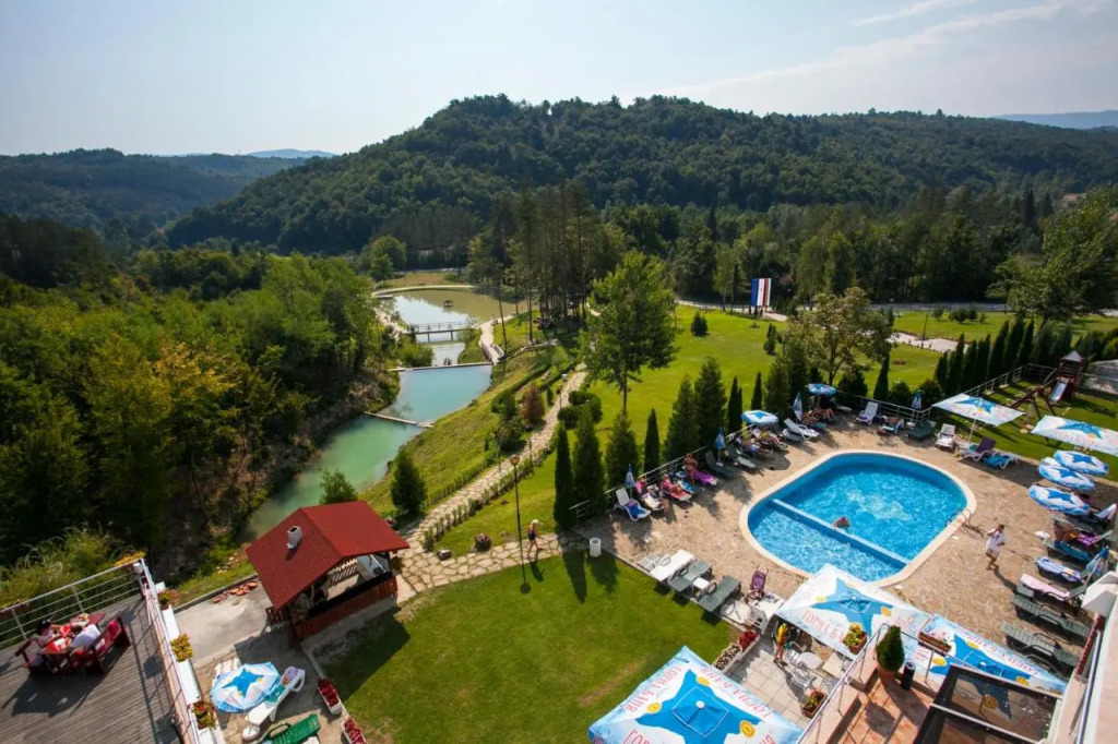 Relax Coop Hotel
