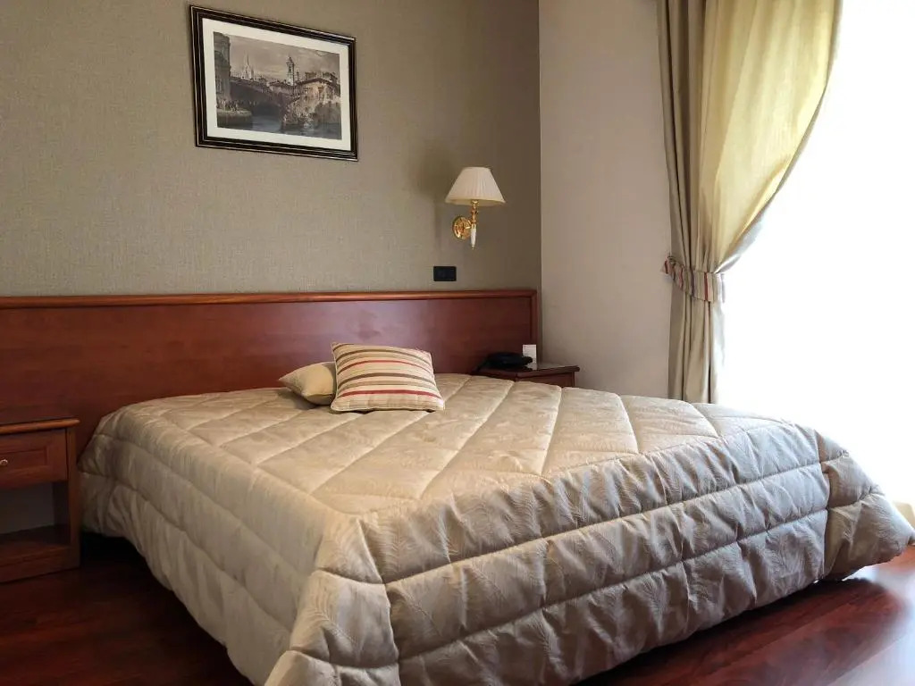 Green Park Hotel