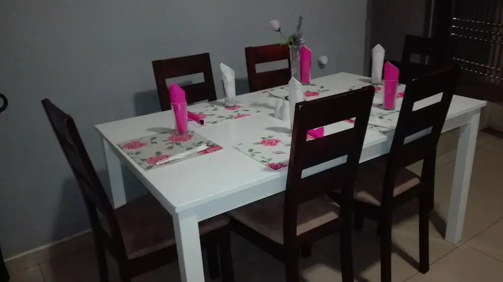 Thembisiz Guesthouse