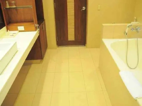 Coron Gateway Hotel and Suites