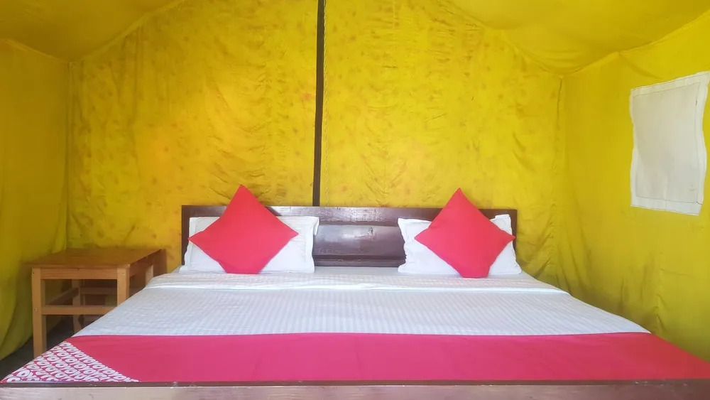 Oyo 35907 Rajgarh Hills