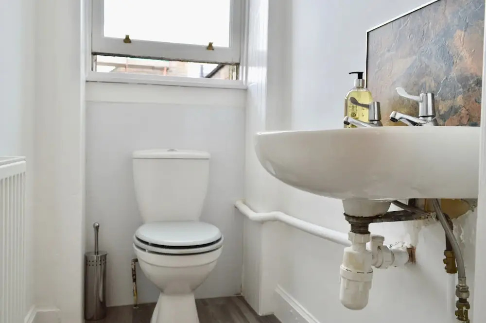 Bright And Spacious 2 Bedroom Flat Near Leith Shore