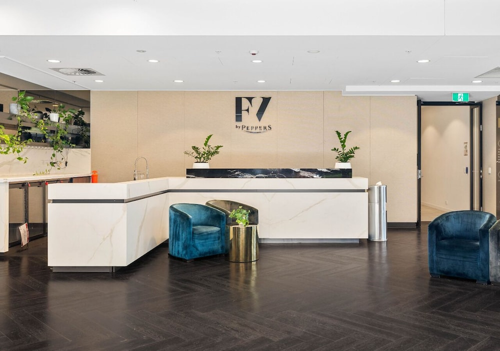 City Lights Retreat – Fortitude Valley