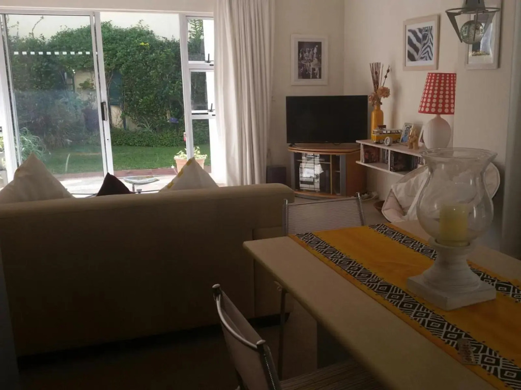 H4 Princess Beach duplex