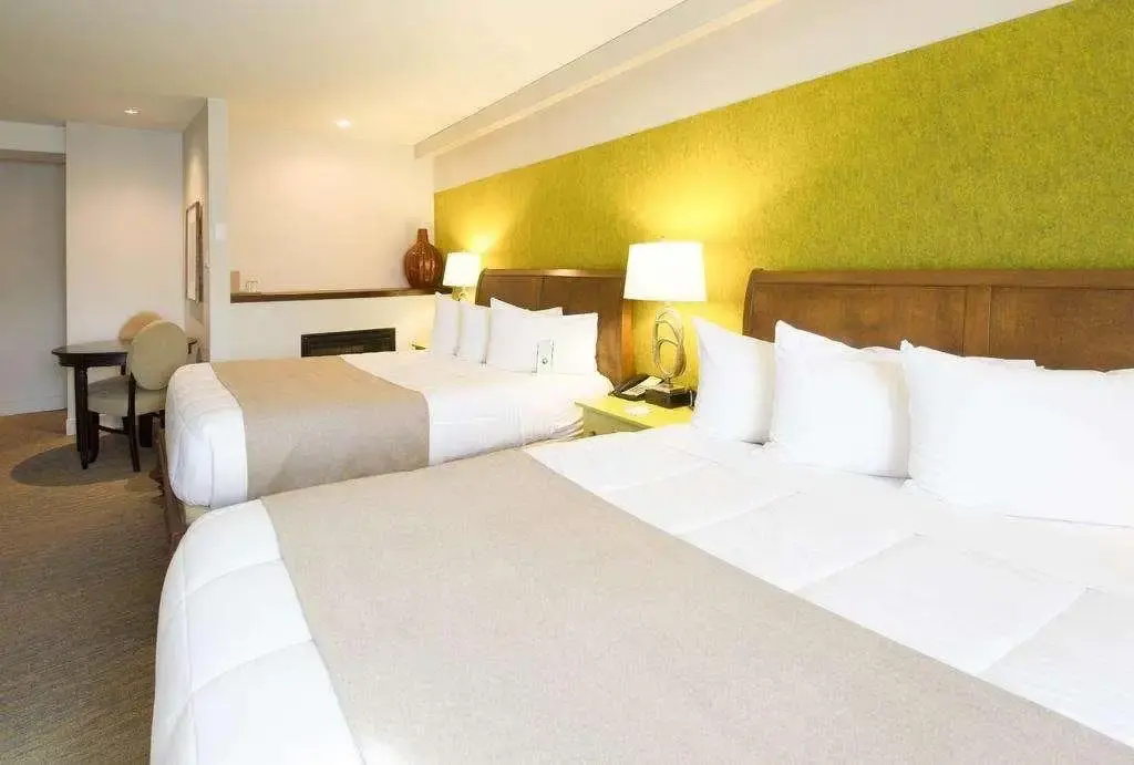Hotel Champlain