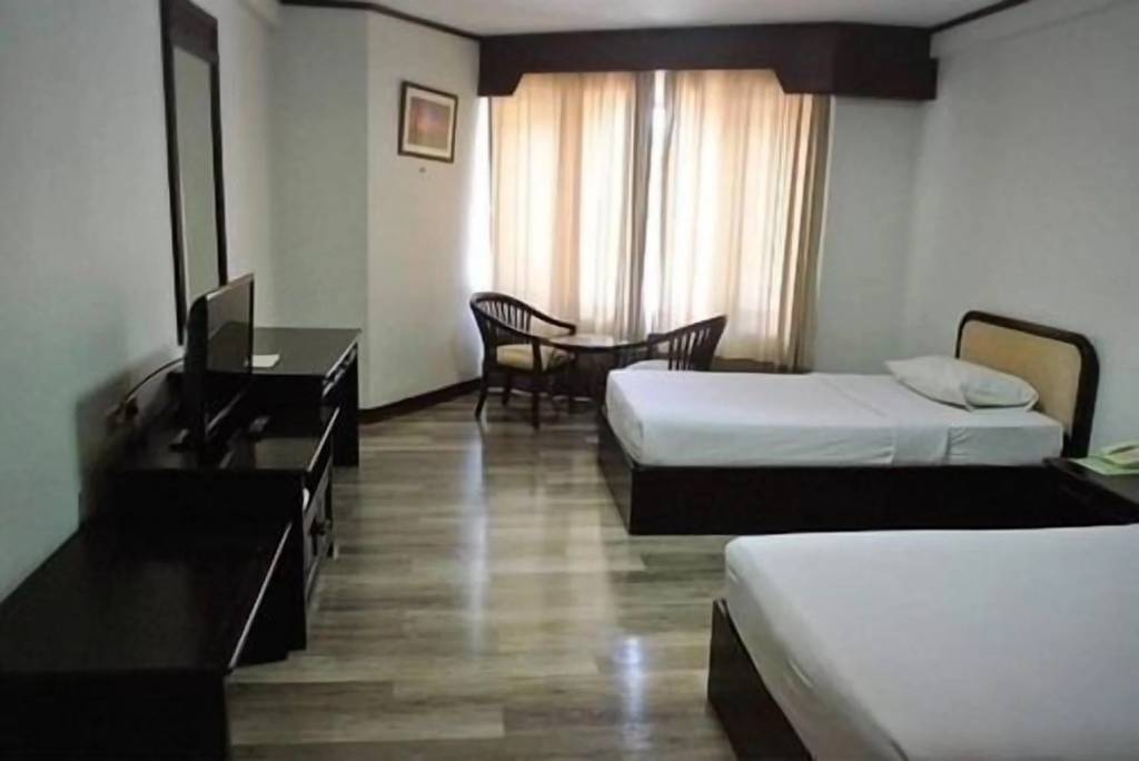 Royal Diamond Hotel