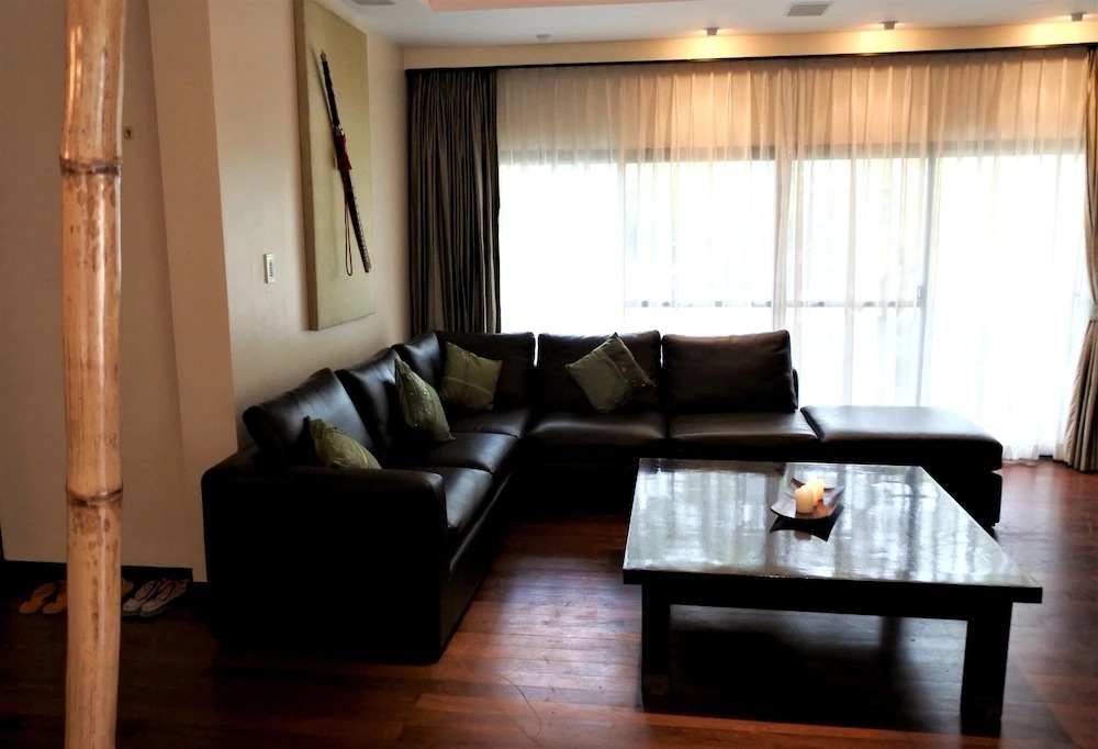 House With 3 Bedrooms in Rawai, With Private Pool, Enclosed Garden and