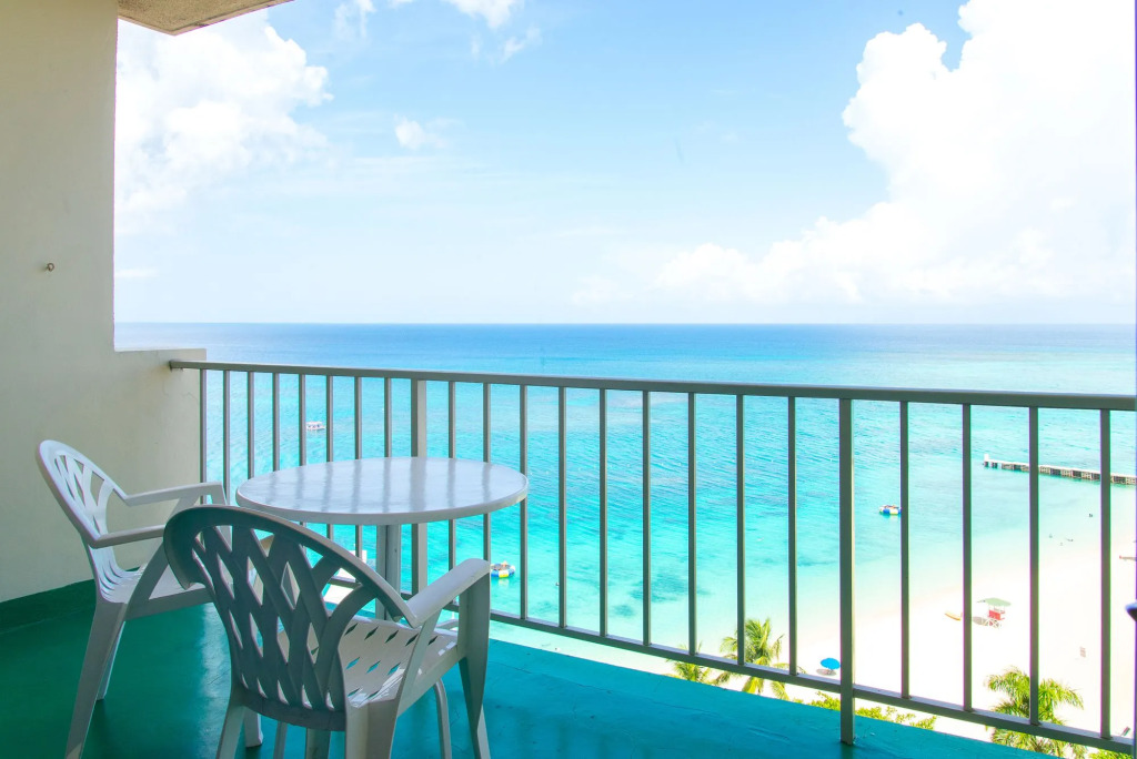 Montego Bay Club Apartments