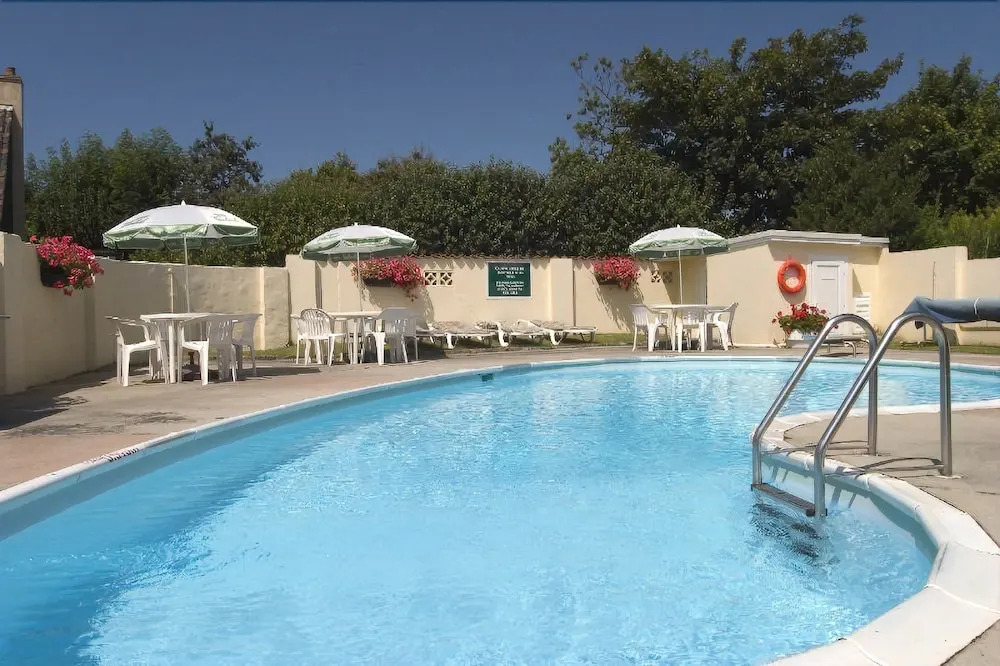 Westview Hotel