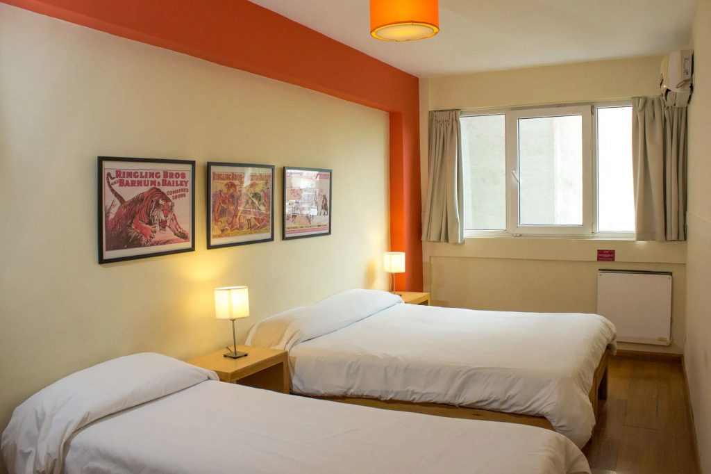 Circus Hostel