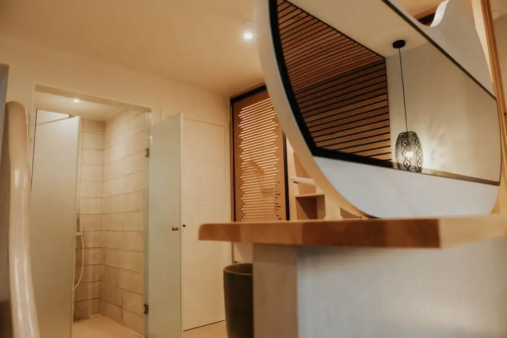 Somnus Suites