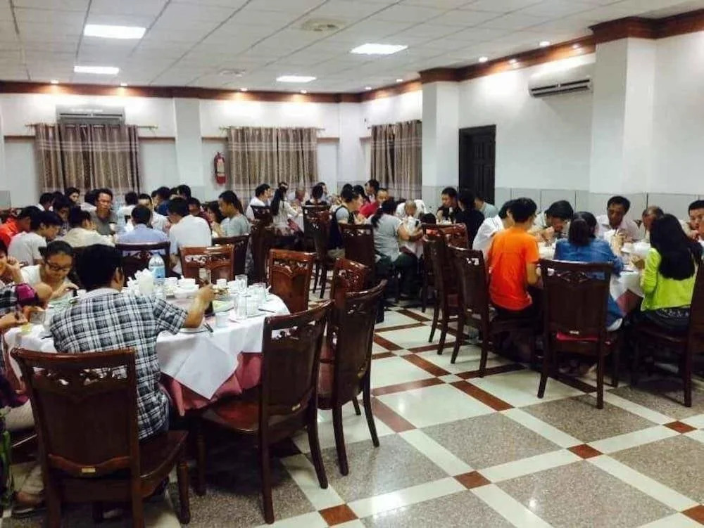 New Yuetan Hotel