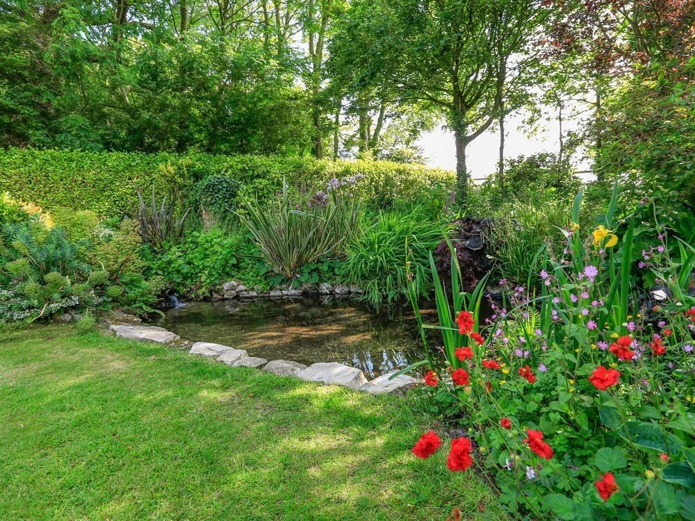 Easton Court - Large Character Barn Near Salcombe