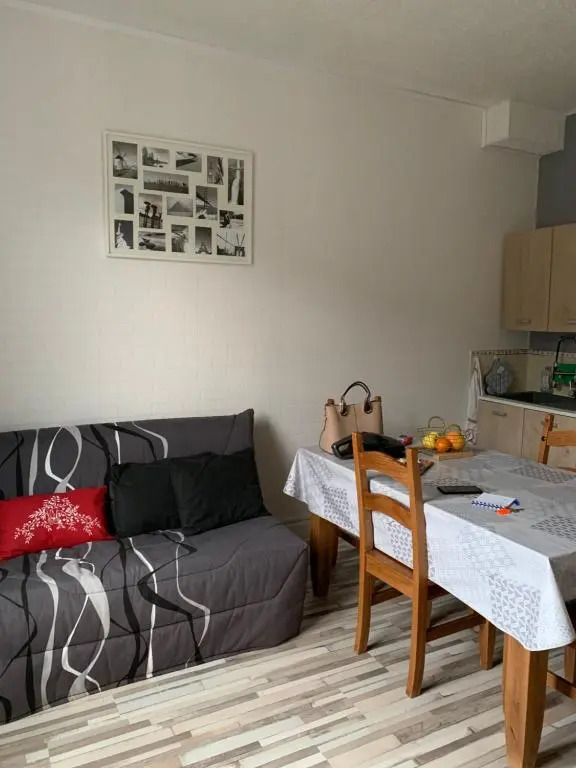Appartement lumineux N°6 Le Val D'or - 4 personnes - 1 chambre avec petit balcon