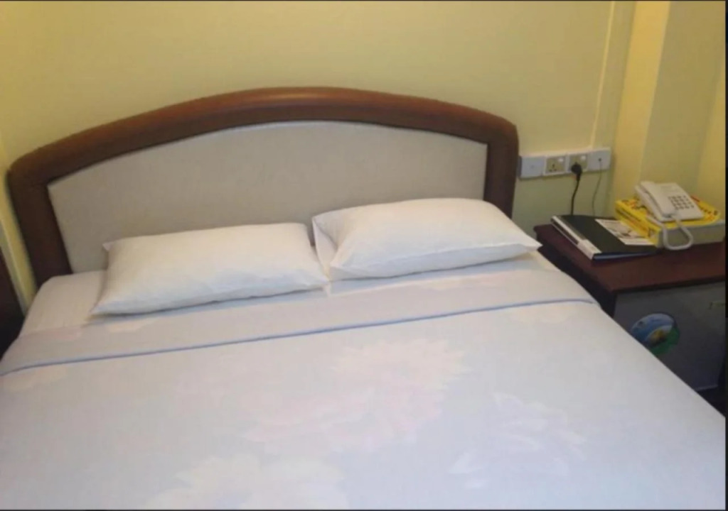 Royal 74 Hotel