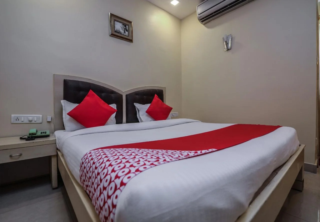 Hotel Tourist Palace