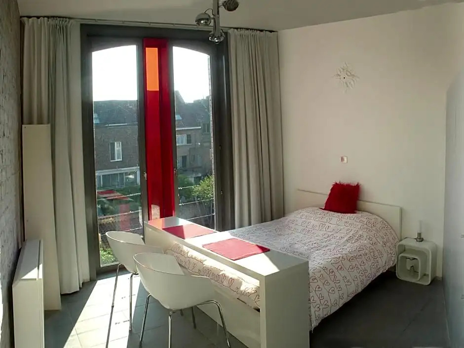 VEGAN b&b central Bruges