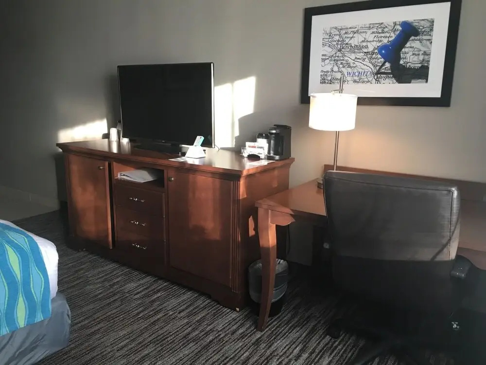 Country Inn And Suites Wichita Northeast