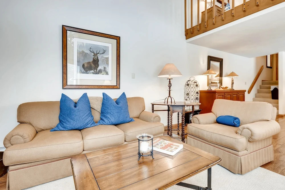 5040 Main Gore Pl Townhouse E-1 3 Bedrooms 3 Bathrooms Townhouse
