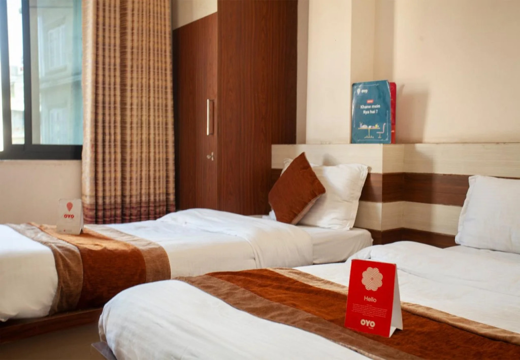 OYO 219 Hotel Royal Kusum
