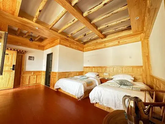 Langmulingka Lodge · Highland Serenity Cloudview Family Homestay (Langmusi)