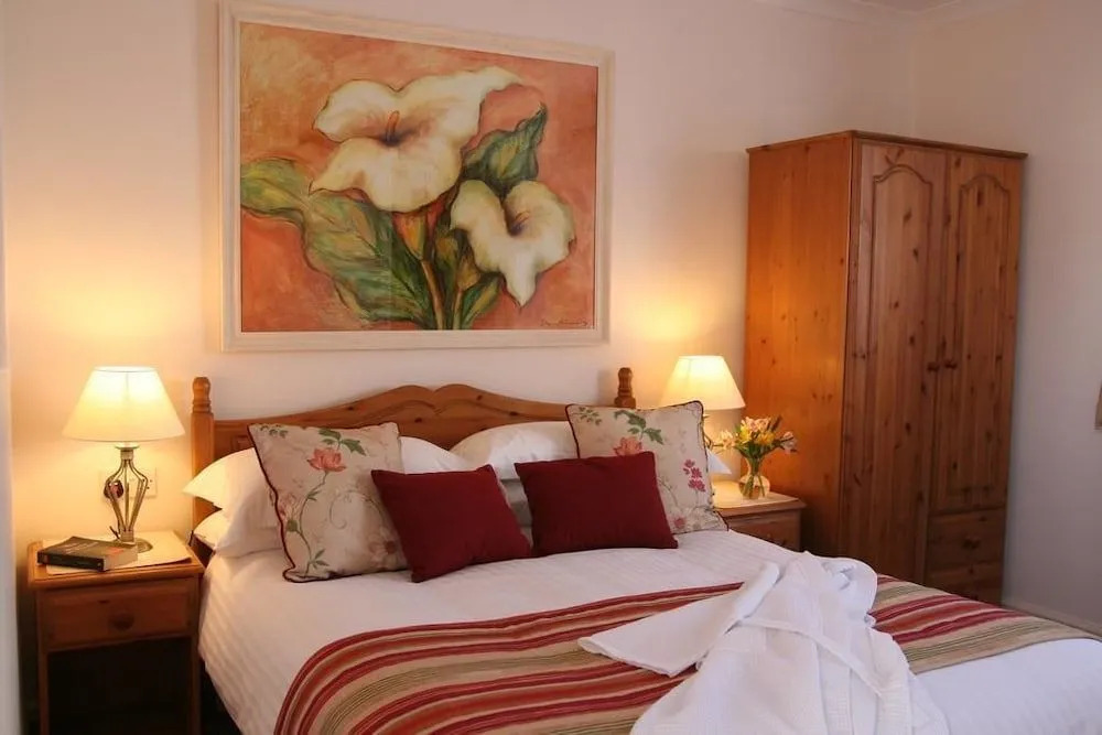 Mandeley Guest House