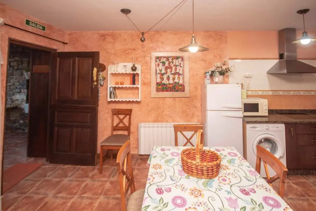Casa Les Pedroses
