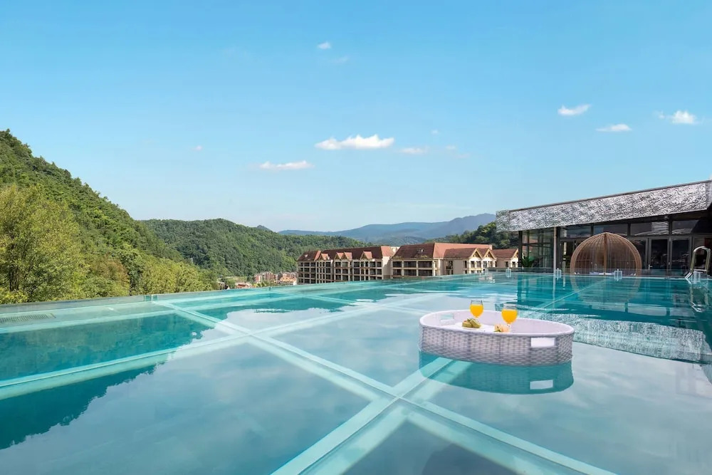 FIRSTHOTSPRINGHOTEL