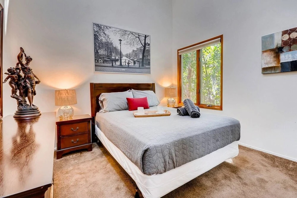 Amazing Quiet & Serene West Hollywood 5 Bedroom House Near Everything! (K1)