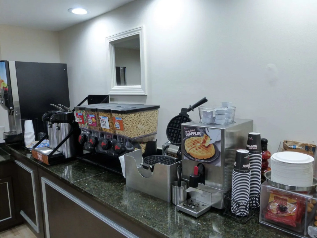 Red Roof Inn & Suites Rome