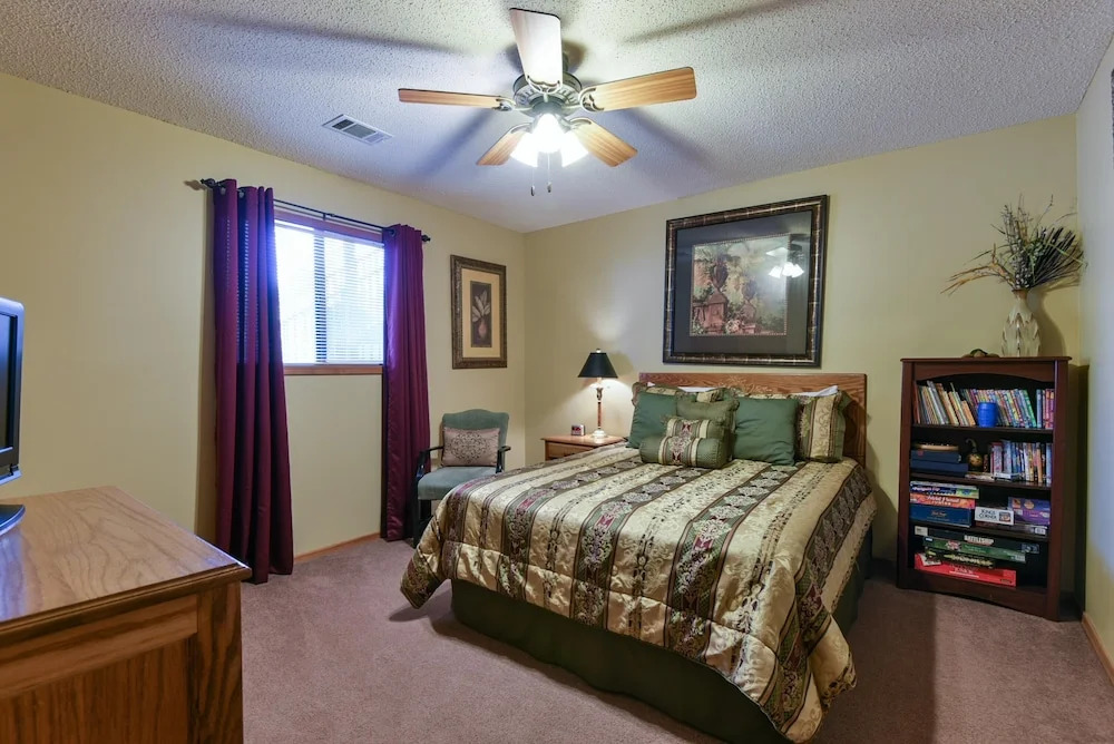 Wander INN at Notch - Great Outdoor Pools - Trails to Fishing - Family Friendly