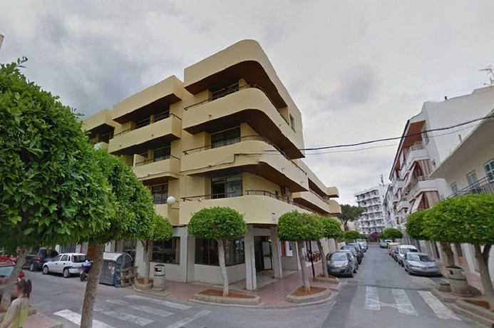 AMISTAT Island Hostel Ibiza - ALBERGUE JUVENIL