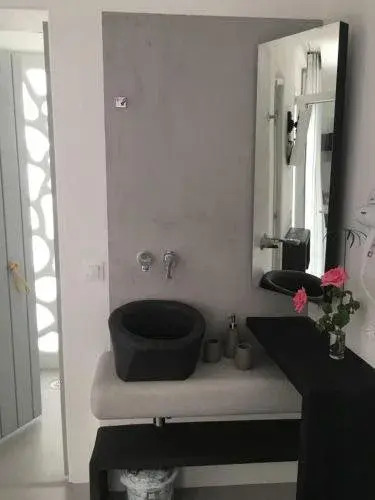 Allegro Luxury Suites