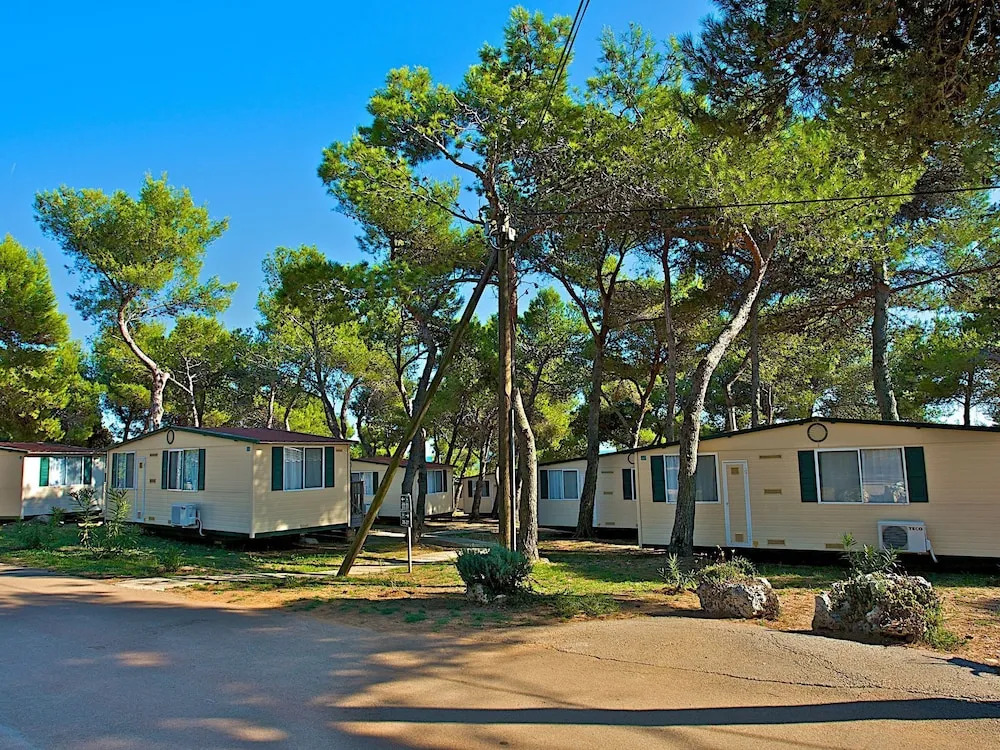 Carefully Furnished Chalet With a Terrace, 10 km. From Pula