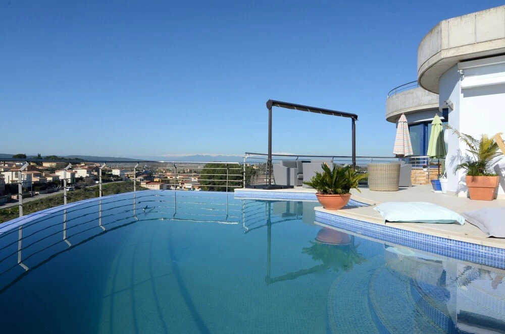 Villa Blue House