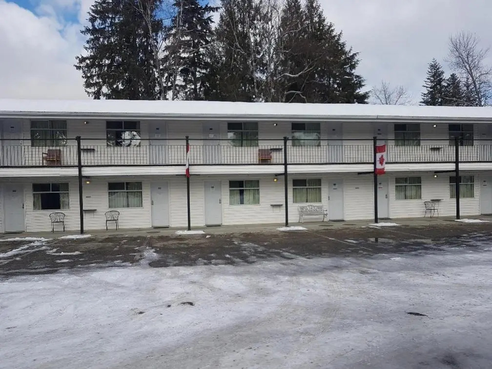 Anchor Riverfront Motel