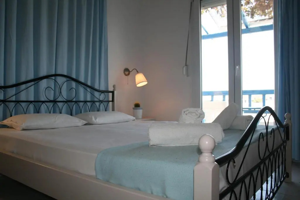 Agnanti Hotel