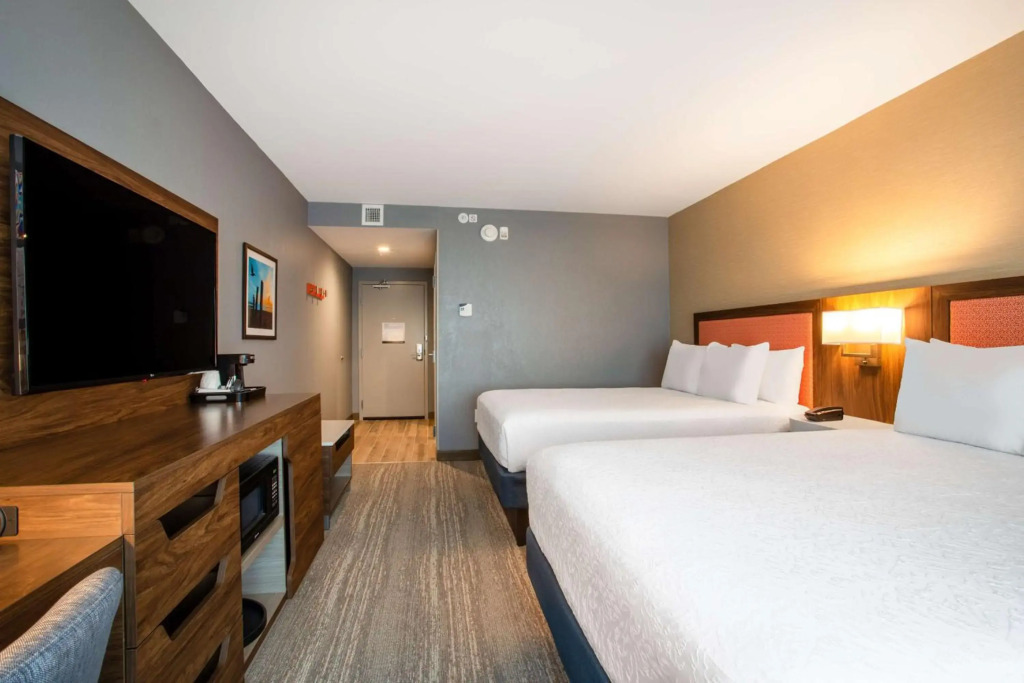 Loews Miami Beach Hotel