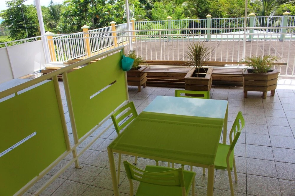 Apartment With One Bedroom In Le Gosier With Furnished Terrace And Wifi 3 Km From The Beach