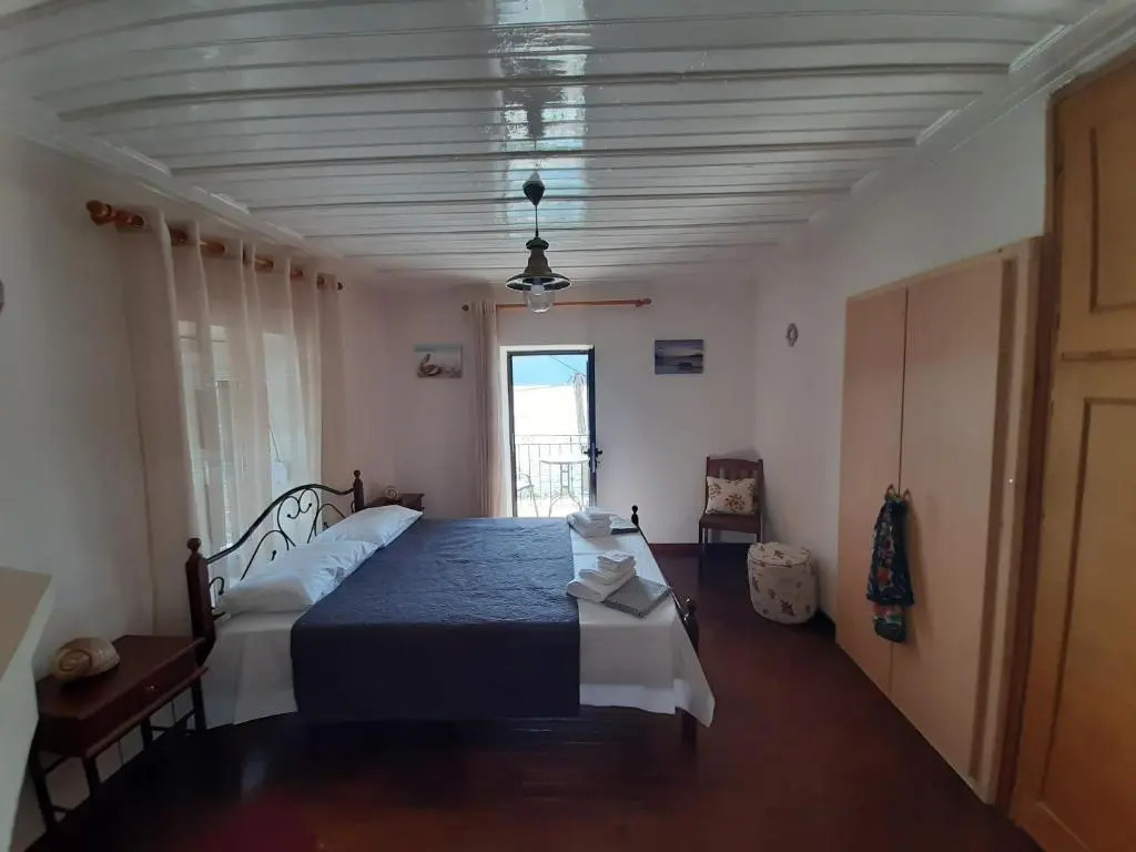 Chiona΄s Apartments by the Sea