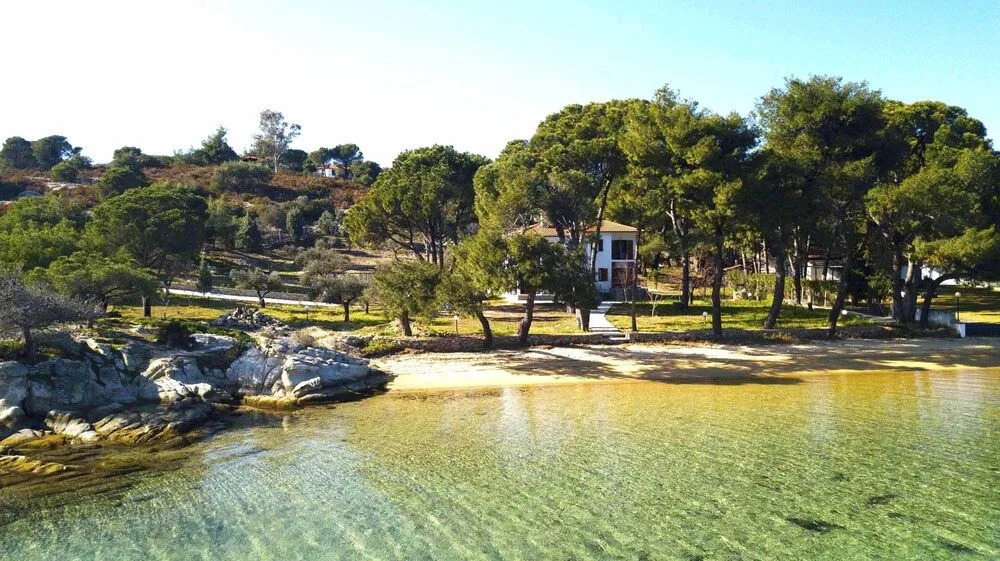 Filyra Private Beach Villa