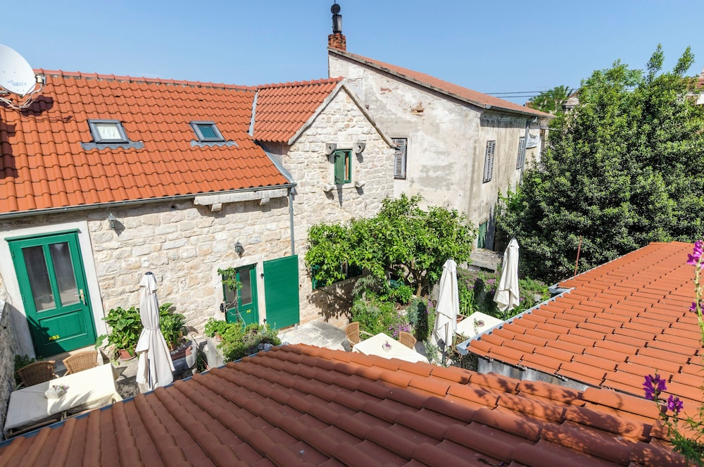 Apartments Draga