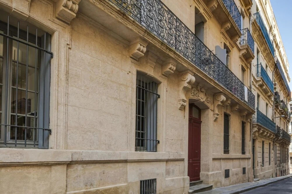 Wonderful 2 Bedrooms, Place de la Comédie