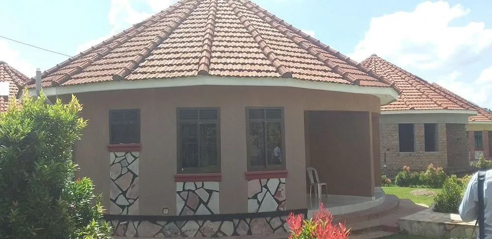 Mango Cottages & Recreation Center