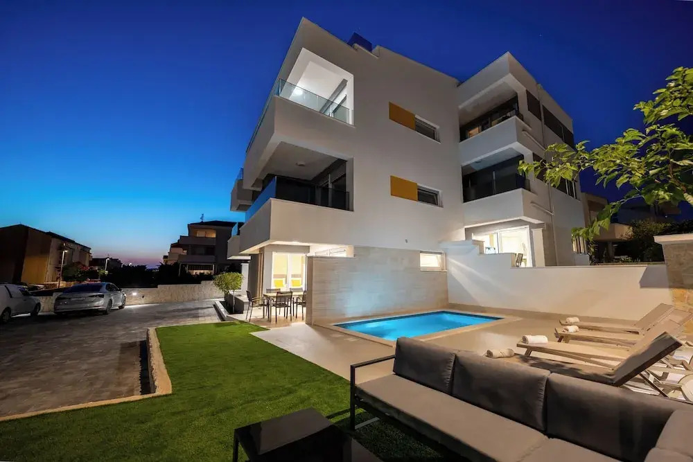 Relax apartments with private pool