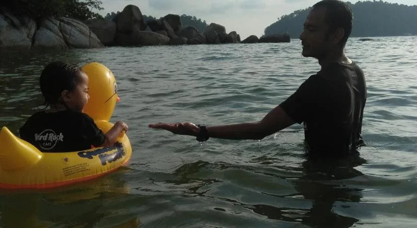 Nazri Nipah Camp Pangkor